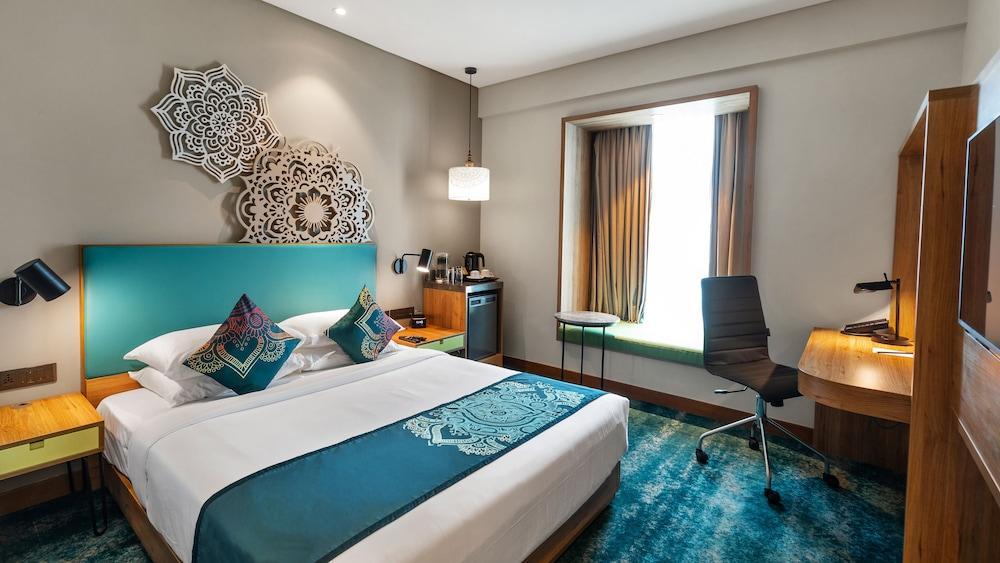 Grand Mercure Ahmedabad Gift - An Accor Brand