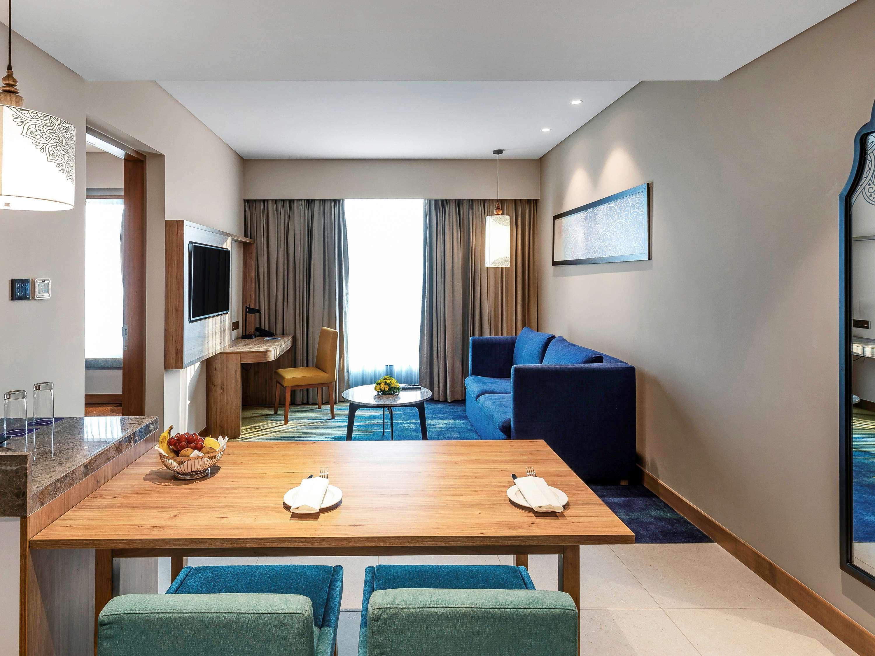 Hotel Grand Mercure Ahmedabad Gift - An Accor Brand