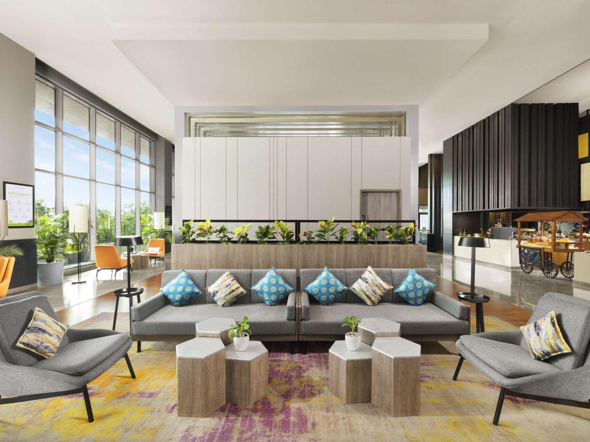 Grand Mercure Ahmedabad Gift - An Accor Brand Hotel 5*