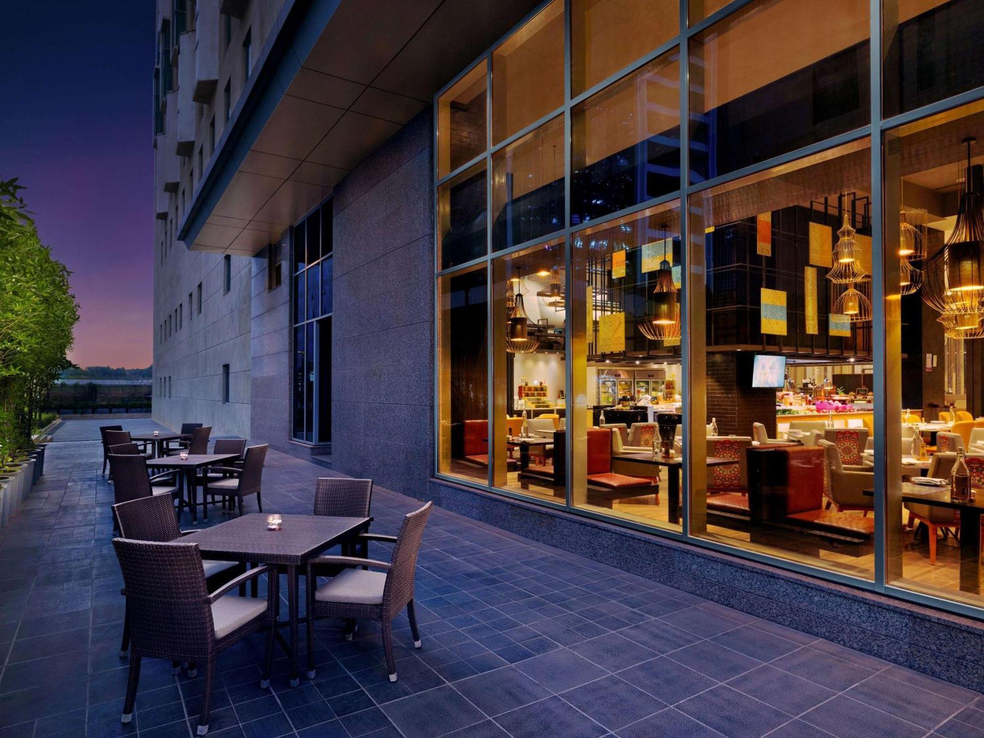 Grand Mercure Ahmedabad Gift - An Accor Brand Hotel