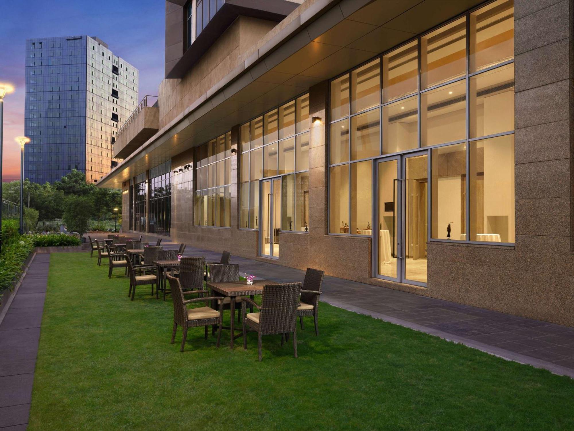 Grand Mercure Ahmedabad Gift - An Accor Brand Hotel 5*