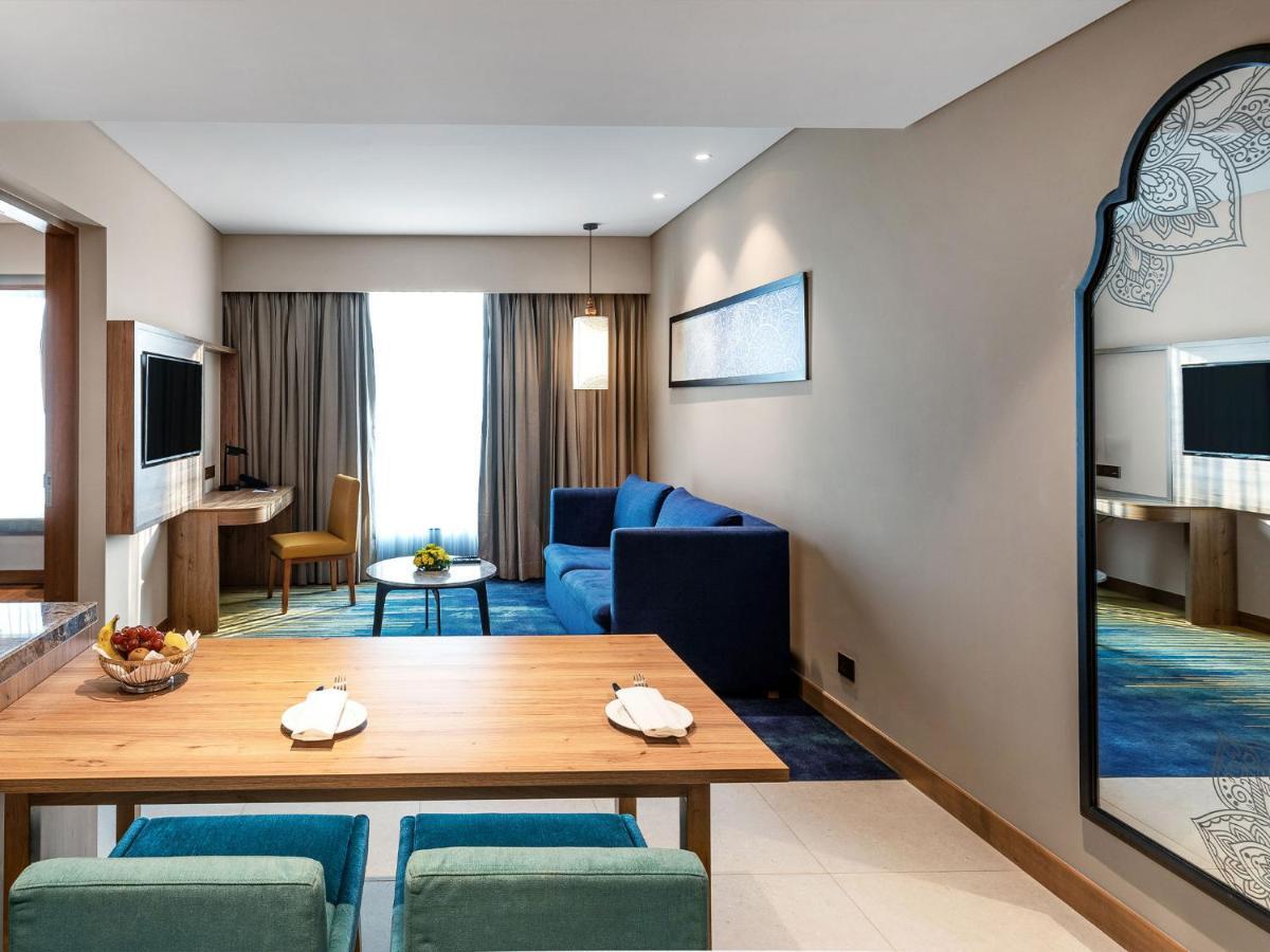 Hotel Grand Mercure Ahmedabad Gift - An Accor Brand