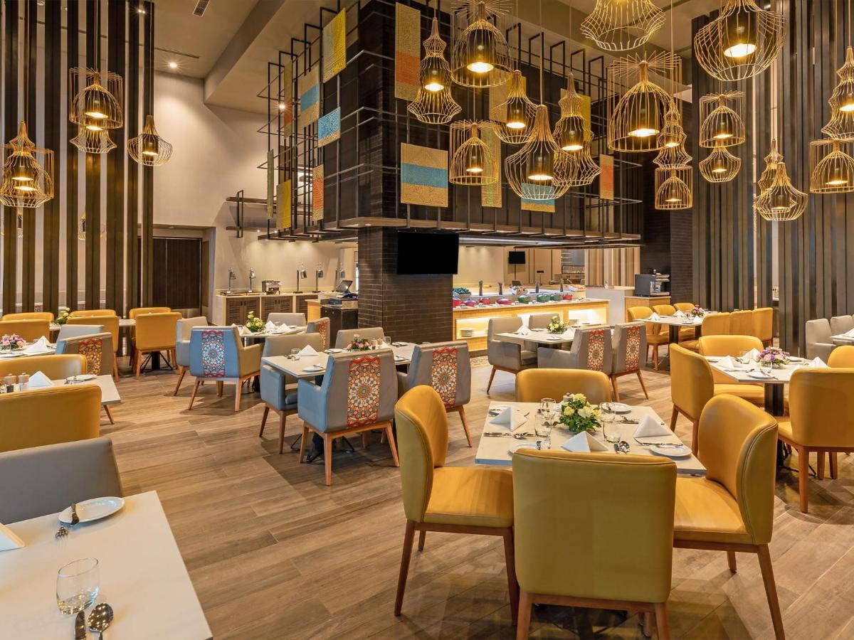 Grand Mercure Ahmedabad Gift - An Accor Brand